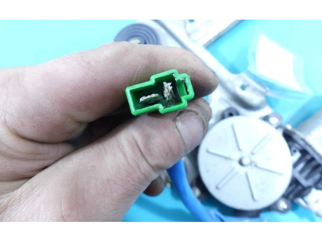 Зеркало электрическое        Subaru Forester SG  2006 - 2008 года   