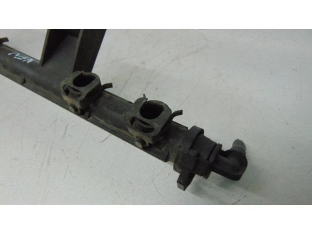 Топливная рампа Renault Clio I 1.5 для двигателя D7F 730