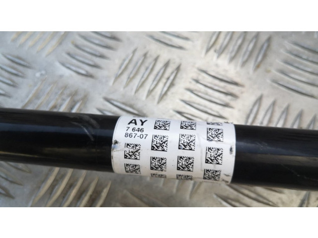 Задняя полуось