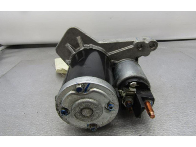 Масляный насос H4B_408 233000779R Renault Clio IV