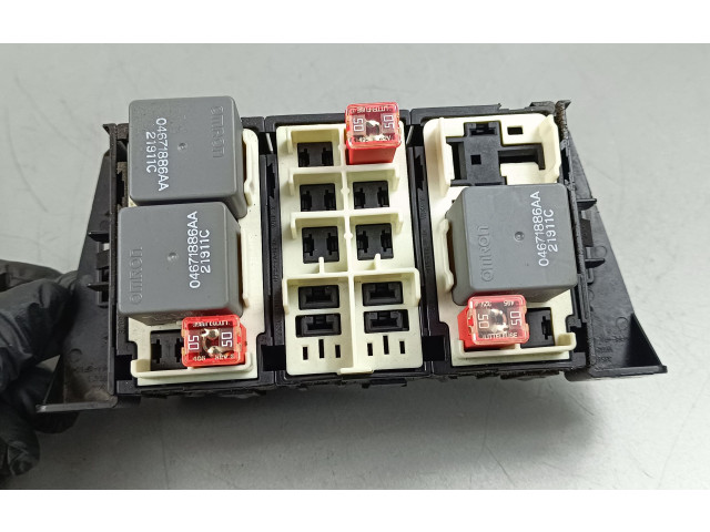 Блок предохранителей Jeep Grand Cherokee