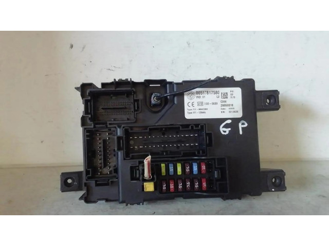 Блок предохранителей 00517817590 Fiat Grande Punto