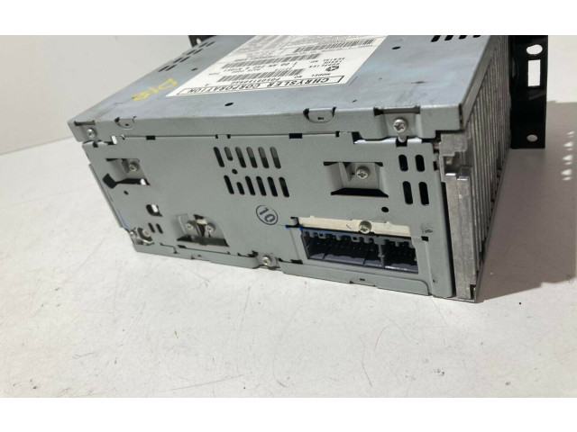 Радио/ проигрыватель CD/DVD / навигация