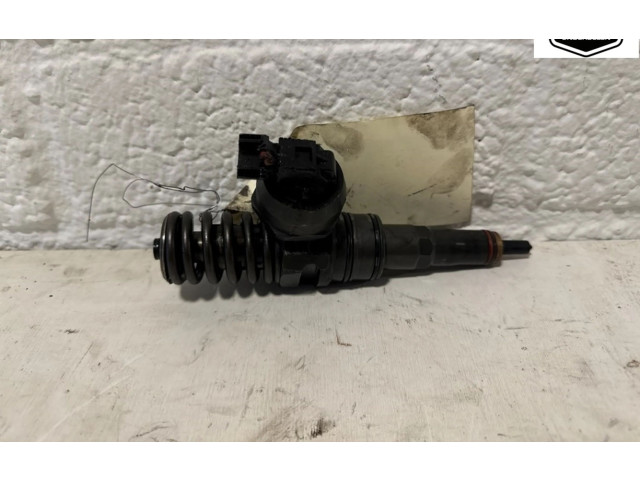 Vstřikovač 038130073BN, 038130073BN   Volkswagen Caddy    BLS 