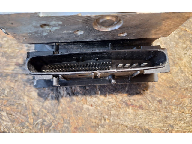 Блок АБС 0265230199, 0265950923 Subaru Forester SH 2008 - 2013 года