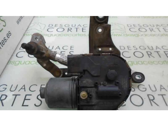 Двигатель стеклоочистителей