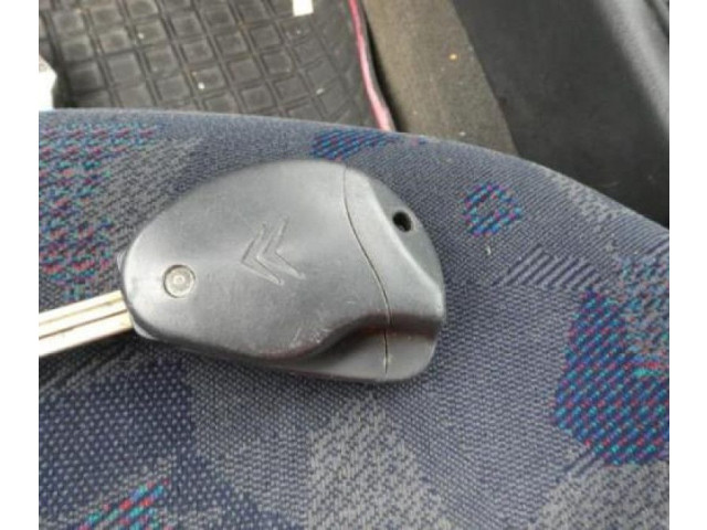 Моторчик заднего дворника Citroen Xantia