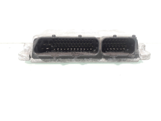 Блок управления двигателя 06A906018EE, 0261206323   Volkswagen Golf IV