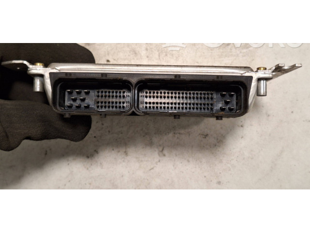 Блок управления двигателя 0281011283, 88B4TI02   KIA Sorento