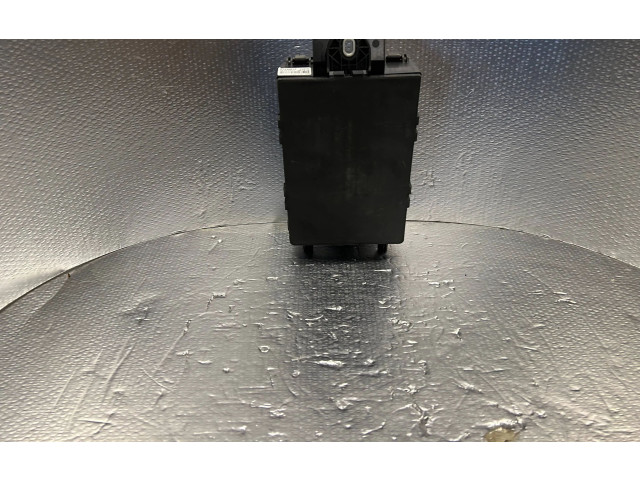 Блок предохранителей 31346672 Volvo XC90