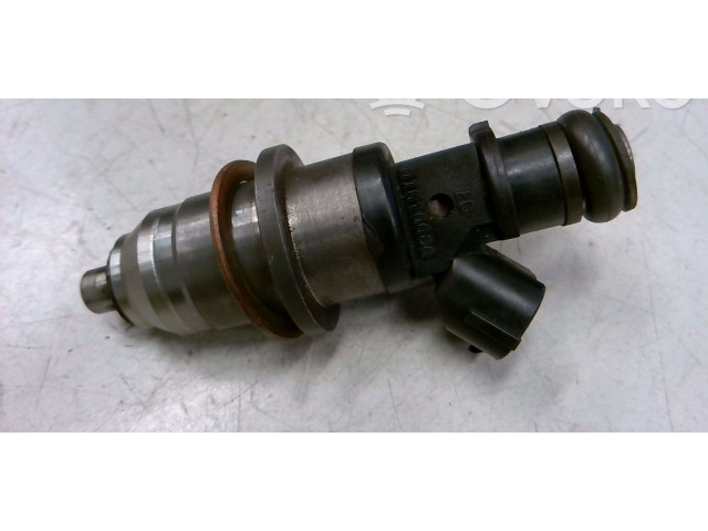 Форсунка E7T05071, MR560552 Mitsubishi Carisma