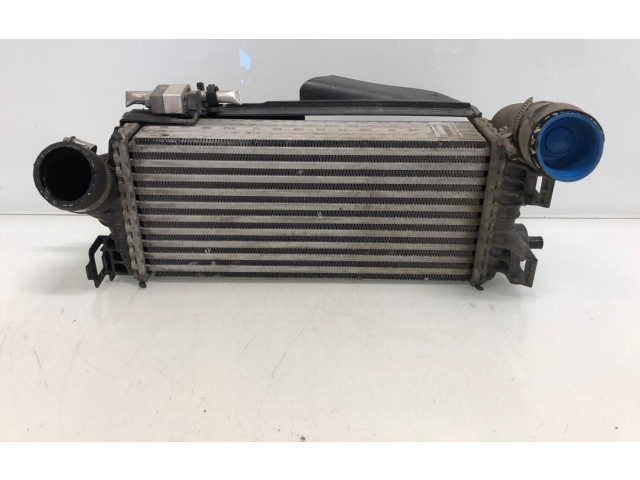 Радиатор интеркулера 2026747, CV61-9L440-VD   Ford Focus