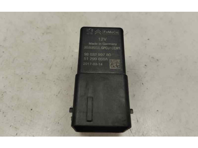 Блок предохранителей 9803299780 Peugeot 2008 I