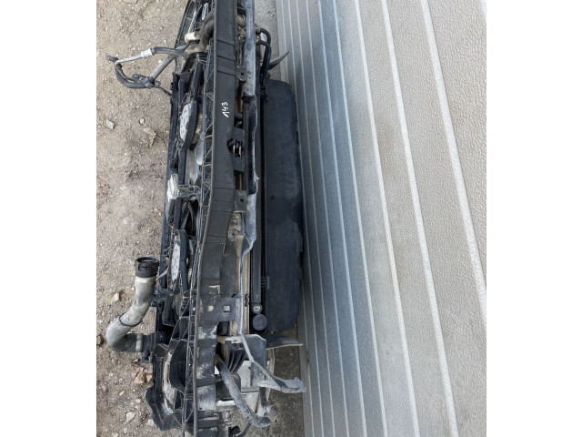 Комплект радиатора 8K0121251AA, 8K0121251 Audi Q5 SQ5