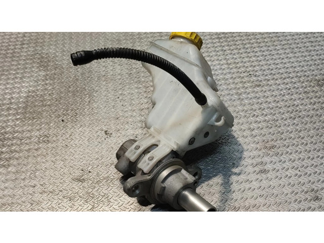 Главный тормозной цилиндр