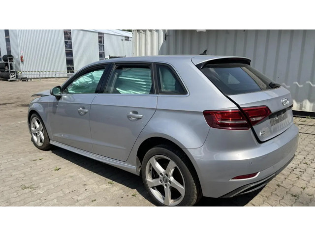Зеркало электрическое левое Audi A3 S3 8V 2013-2019 года