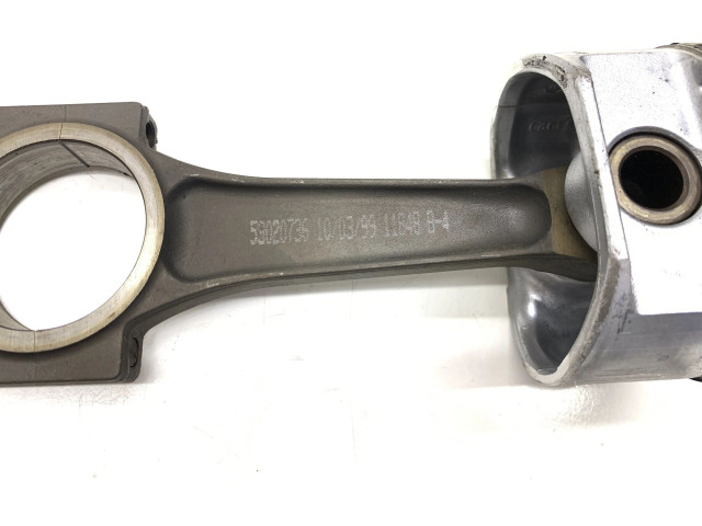  Поршень с шатуном EVA 53020736  Jeep Grand Cherokee (WJ) для бензинового двигателя 4.7