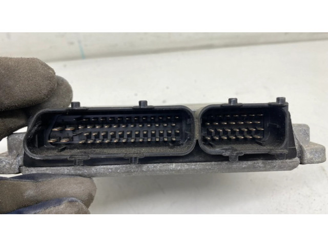 Блок управления двигателем Блок управления 06A906018CJ   ZAZ 101