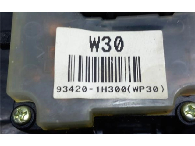 Ручка стеклоочистителей 93420-1H300 KIA Ceed