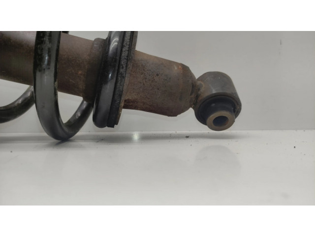 Задний амортизатор с пружиной