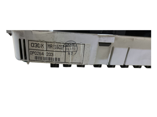 Панель приборов OP0179001 Mitsubishi Carisma