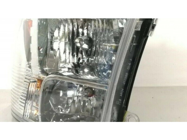 Передняя фара