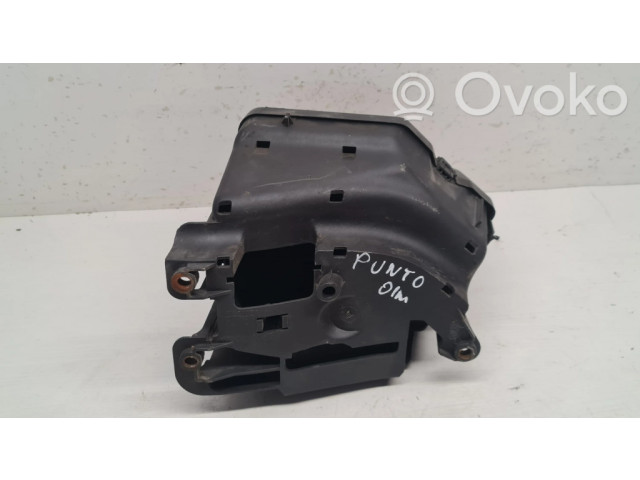 Pojistková skříňka 406616, 406615 Fiat Punto (188) 2000