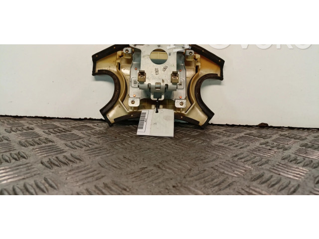 Volant Nissan Sunny 1993 BUZINA