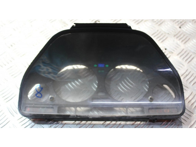 Přístrojová deska BMW 5 E34 1988