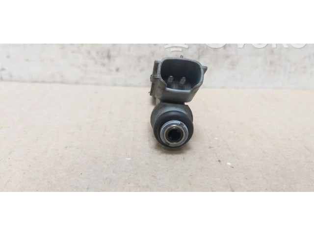Vstřikovač 232500Q030, 232500Q030 Toyota Yaris 1KR-FE
