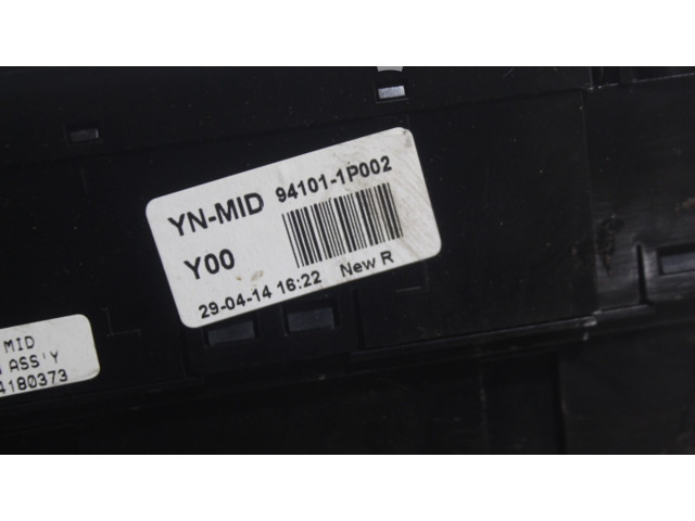 Дисплей       KIA Venga