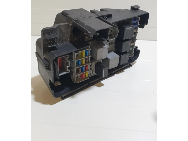 Pojistková skříňka 30797010 Volvo XC90 2007