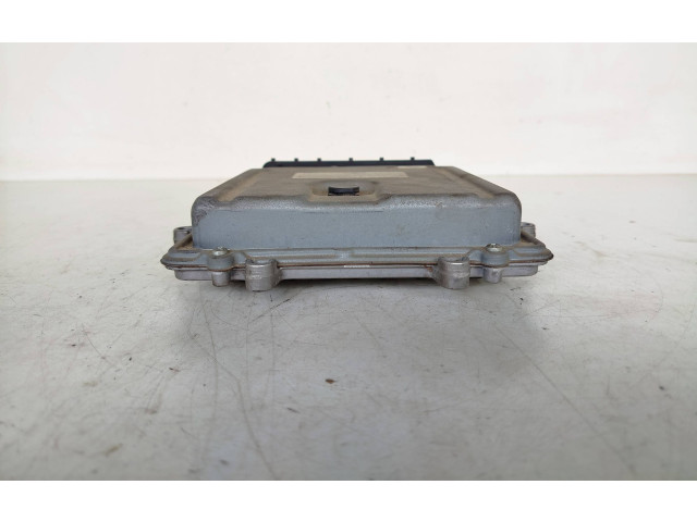 Блок управления двигателя 30771550, 0281012103 Volvo S60