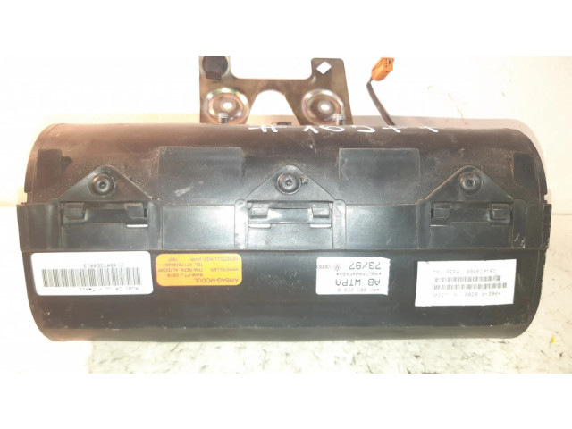 Подушка безопасности пассажира 4A1880211B Audi A6 S6 C4 4A