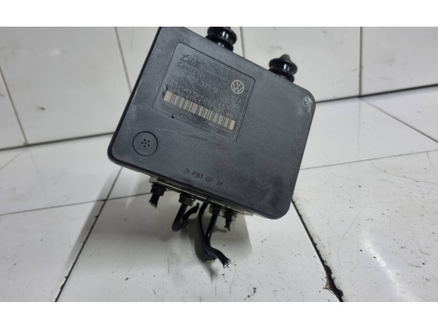 Блок АБС 1K0907379Q, 00005305F3   Volkswagen  Jetta V  2005 - 2010 года