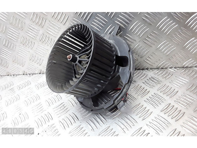 Вентилятор печки F997167J Skoda Yeti (5L)