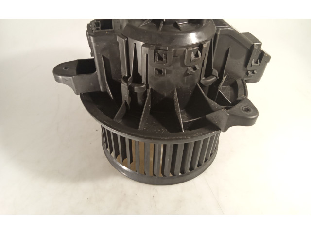 Вентилятор печки    0130115572, 0007907904   Ford Tourneo Custom