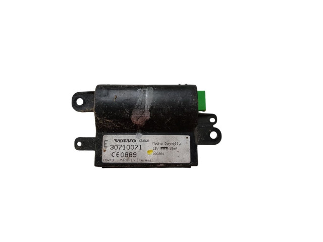 Ручка стеклоочистителей 30710071   Volvo V50