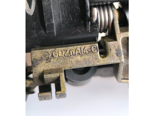 Zámek zadních dveří GDZDA14C Mercedes-Benz C W203 2005