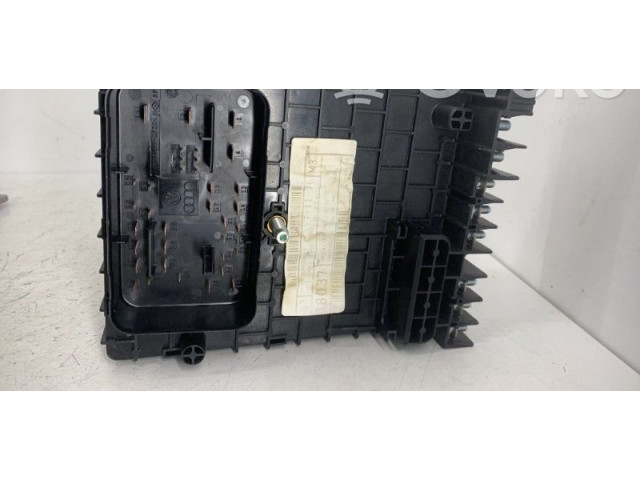 Комплект блоков управления    Audi Q3 8U