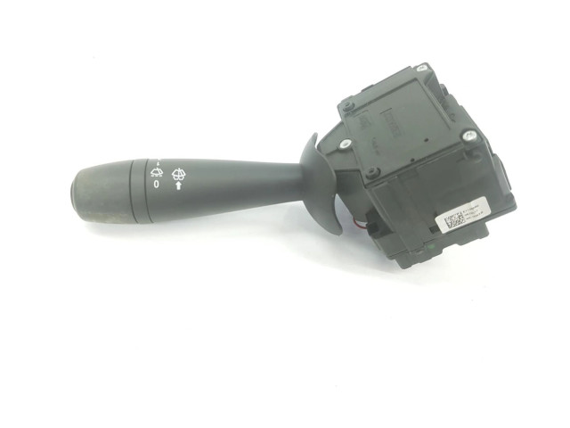 Ручка стеклоочистителей 8201168003 Dacia Logan I