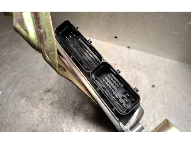 Řídící jednotka 3910427400, 0281012099 KIA Sportage 2005