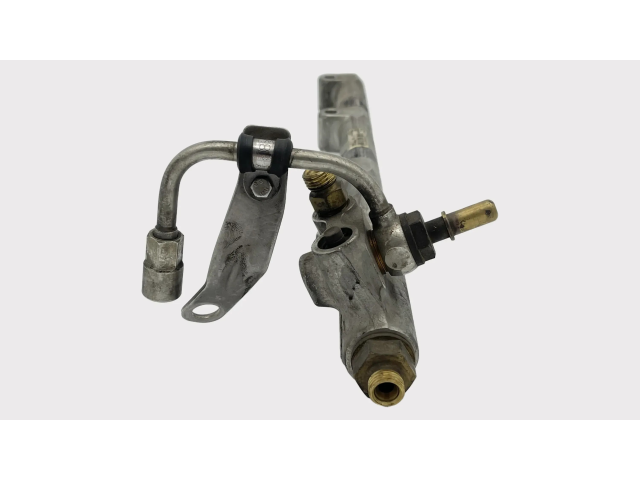 Топливная рампа 71748985, 71741191 Alfa Romeo Brera 3.2