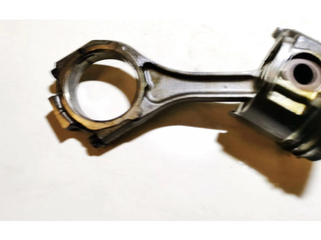  Поршень с шатуном    Saab 9-5  