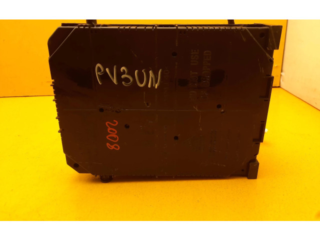 Блок предохранителей 9853735580, 28808942 Peugeot 2008 II