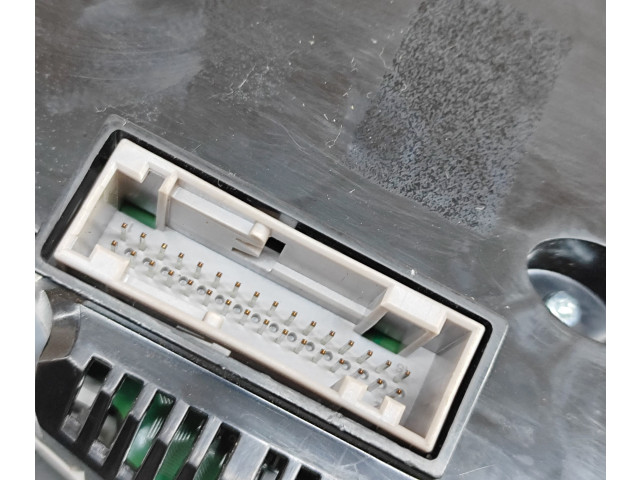 Přístrojová deska Audi A5 2017 8T0920984F