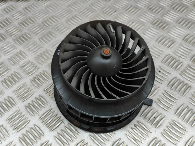 Вентилятор печки A0999062003, 0130309001 Mercedes-Benz GLC X253 C253