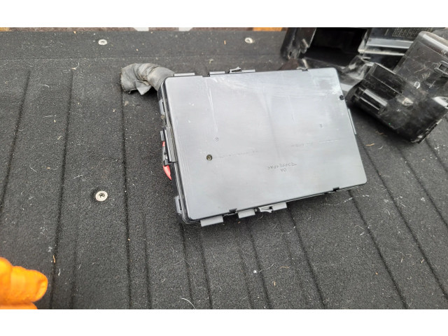 Pojistková skříňka 284B7CA000 Nissan Murano Z50 2006