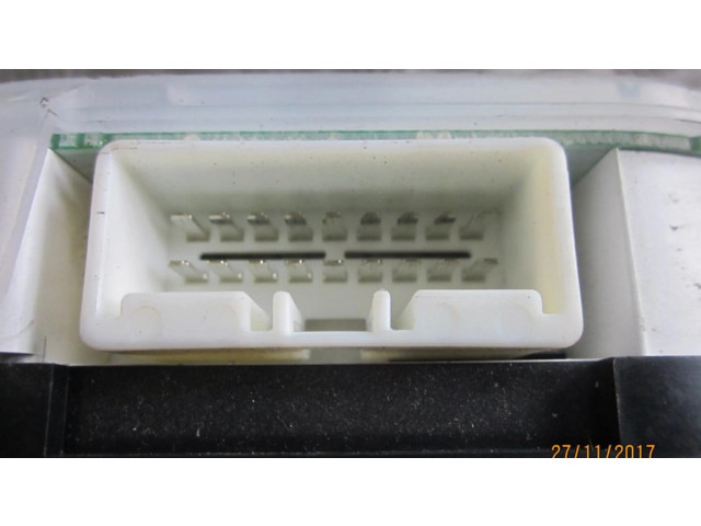 Панель приборов CB 84A Mazda Premacy