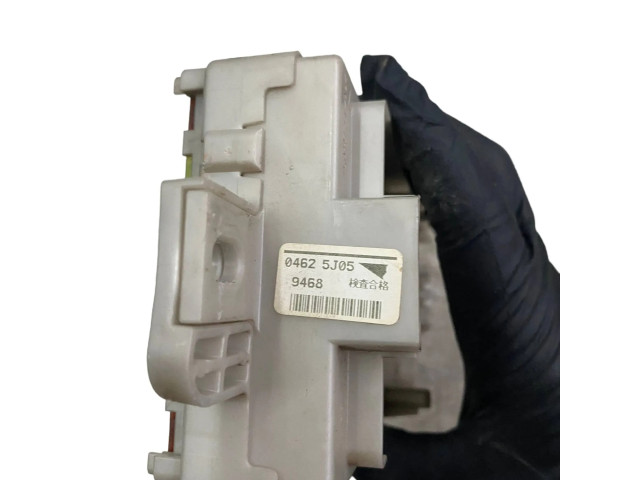 Блок предохранителей 04625J05 Mitsubishi L200